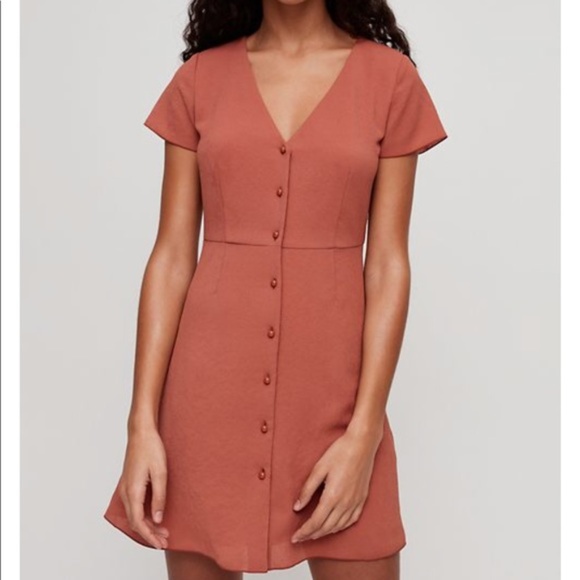 Aritzia Dresses & Skirts - Aritzia Wilfred Nazaire Dress